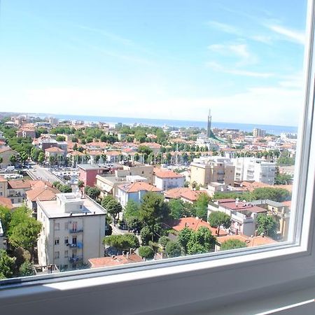 Federico Fellini Apartment Rimini Luaran gambar