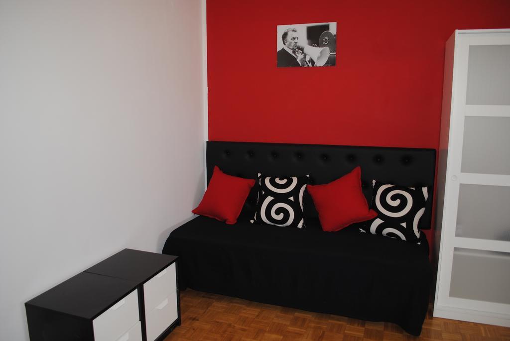 Federico Fellini Apartment Rimini Bilik gambar