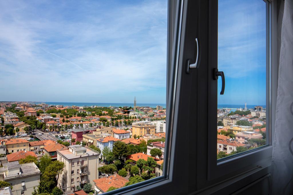 Federico Fellini Apartment Rimini Luaran gambar